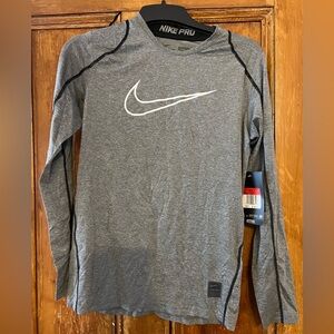 Nike youth large dry fit top